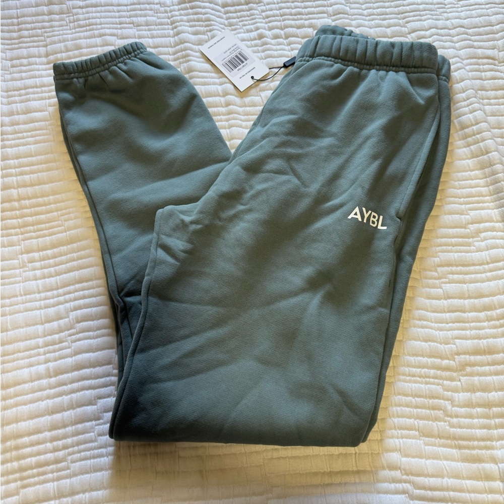 AYBL - ESSENTIAL OVERSIZED JOGGERS - Picture 6 of 7